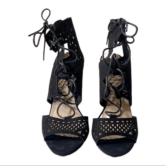 Qupid || Black Sandals || 8 - Picture 4 of 8